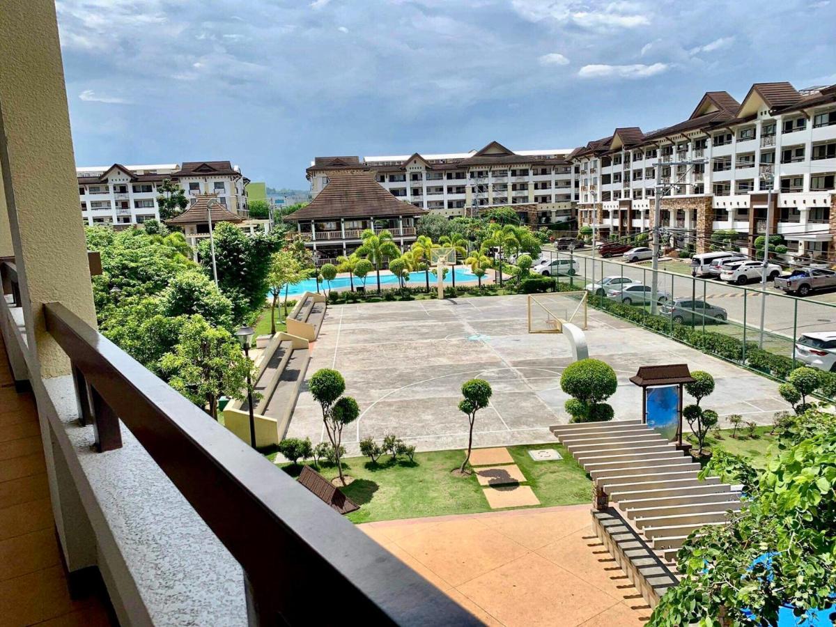 Alles One Oasis Condo Davao Near Sm Mall With Wifi Exterior photo